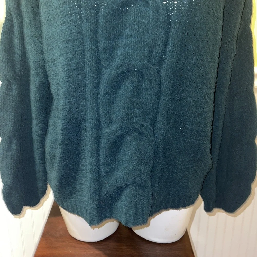 Seven7 ladies Shaker cowl neck long sleeve sweater. Dark green. Large.